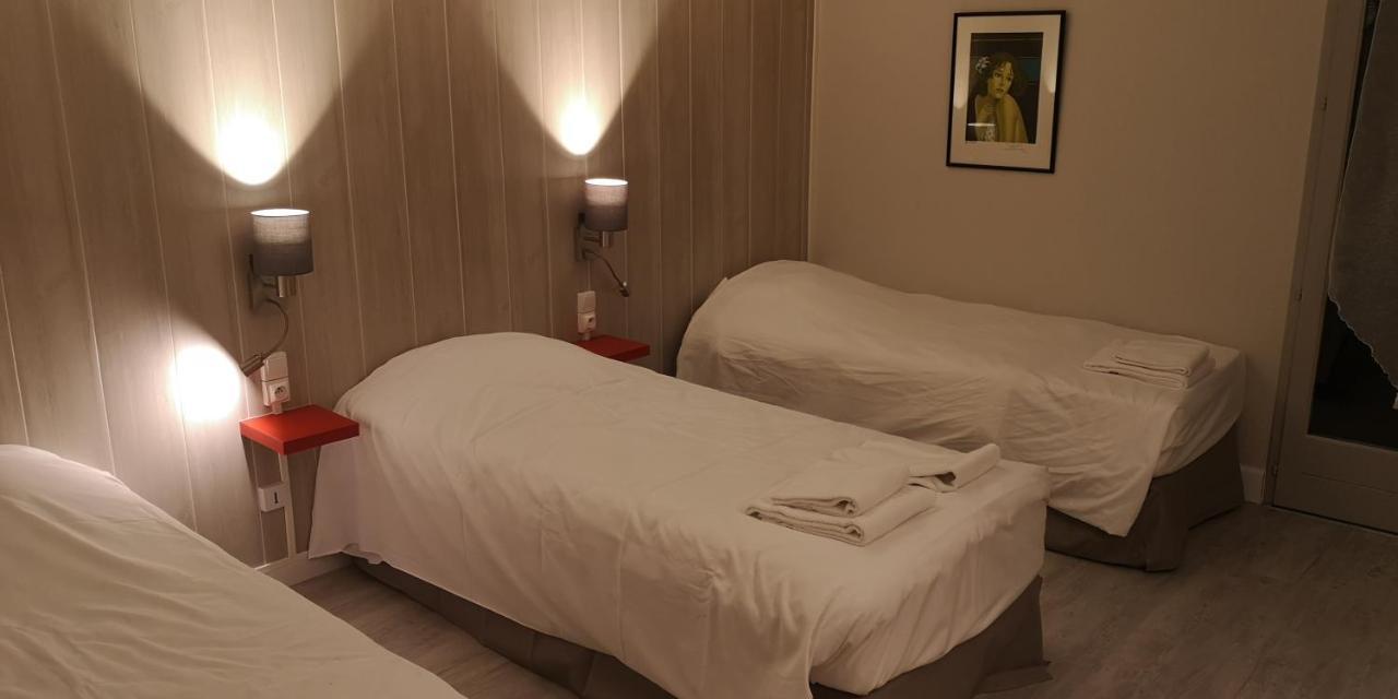 Hotel Du Cheval Blanc Cerizay Bilik gambar